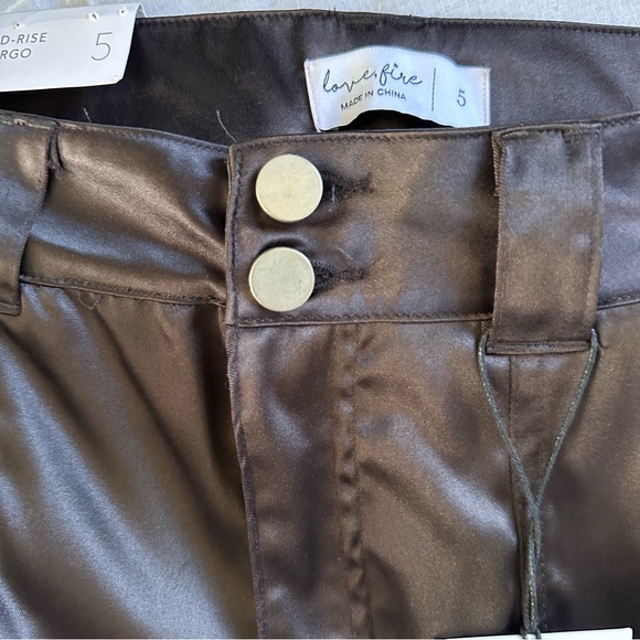 Love, Fire Satin Cargo Pants Brown Mid-Rise Utility Style NWT Size 5 - Picture 9 of 12